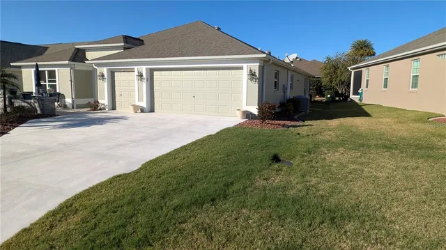 $575,000 | 1881 Sassparilla Way, The Villages, FL 32162