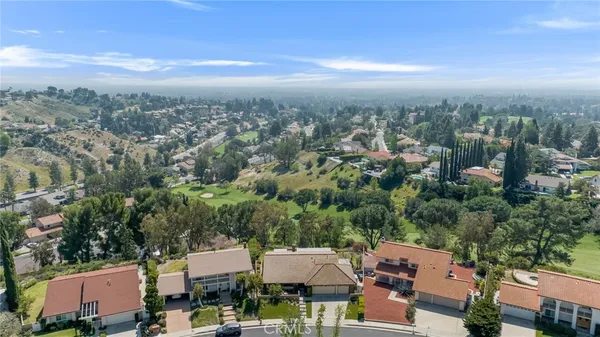 $1,199,999 | 19252 Pebble Beach Place, Porter Ranch, CA 91326