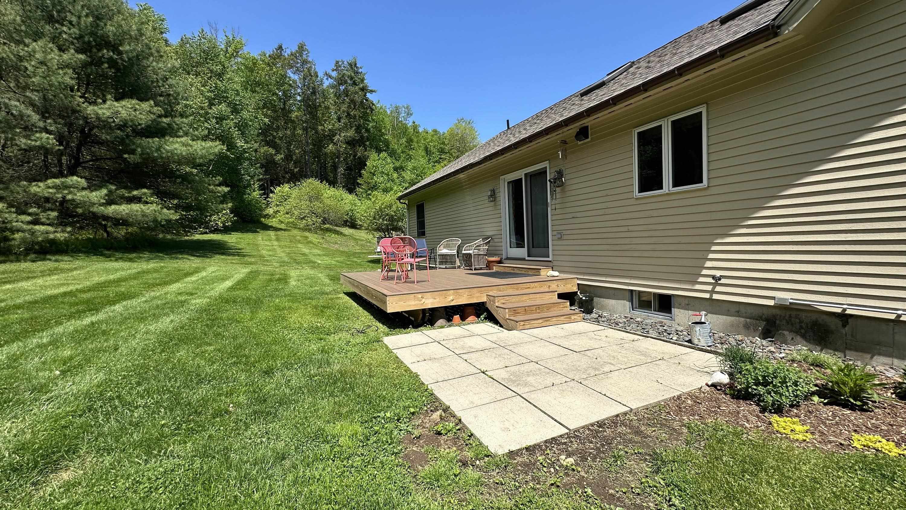 94 Brets Road Brattleboro, VT 05301 - Photo 4 of 23