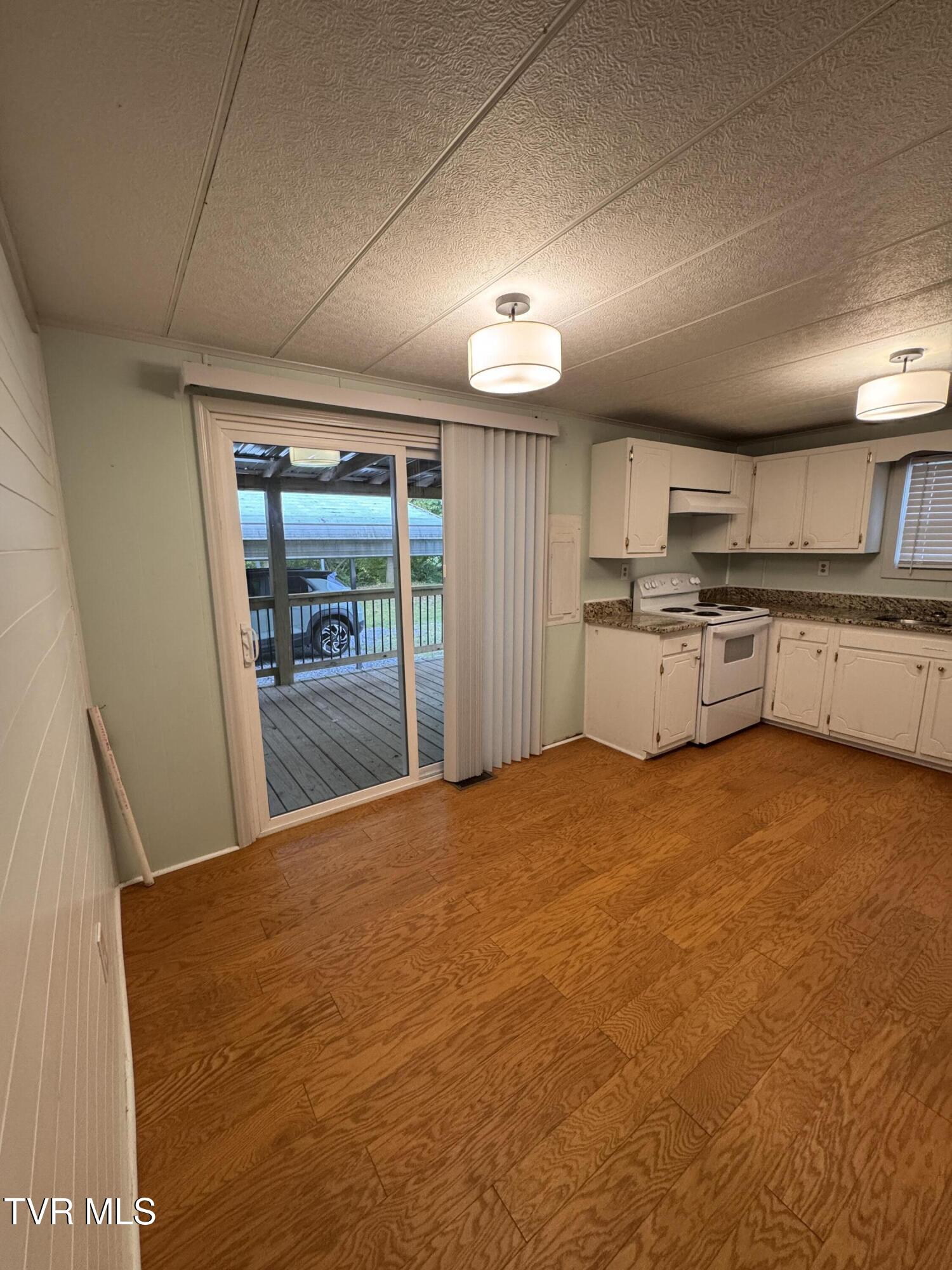 101 Spar Mill Road Erwin, TN 37650 - Photo 30 of 47 IMG_4411