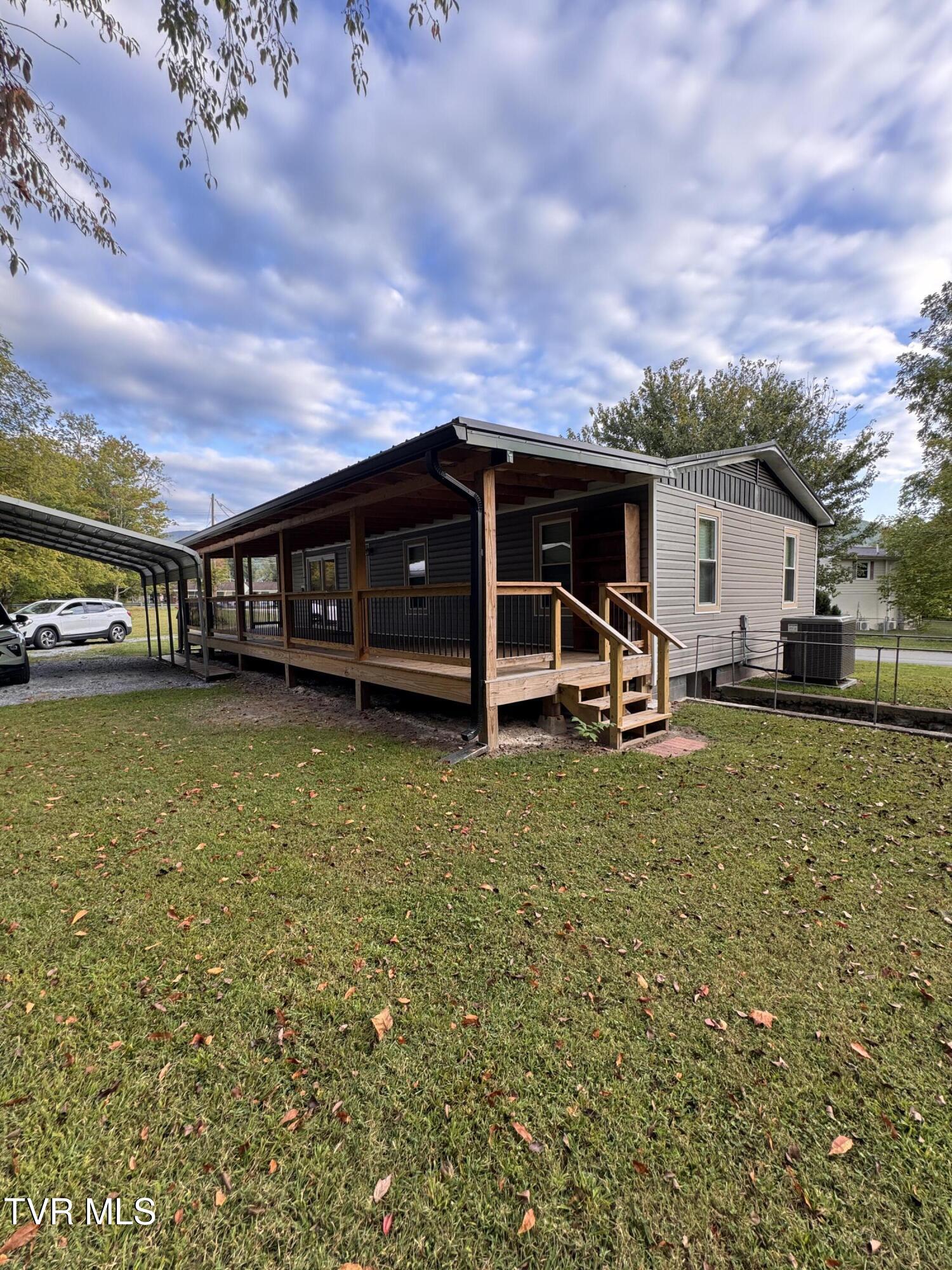 101 Spar Mill Road Erwin, TN 37650 - Photo 3 of 47 IMG_4422