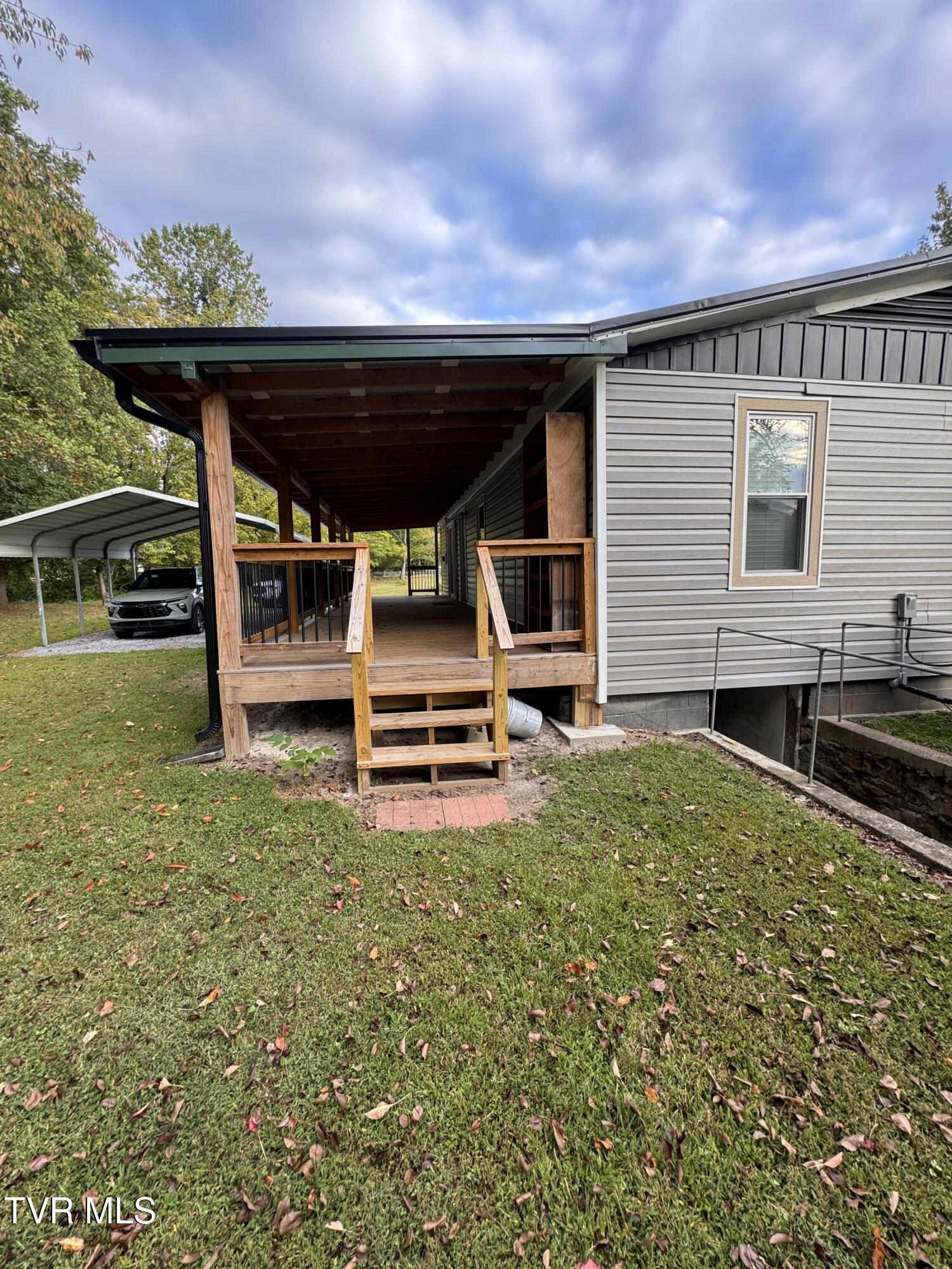 101 Spar Mill Road Erwin, TN 37650 - Photo 7 of 47 IMG_4423