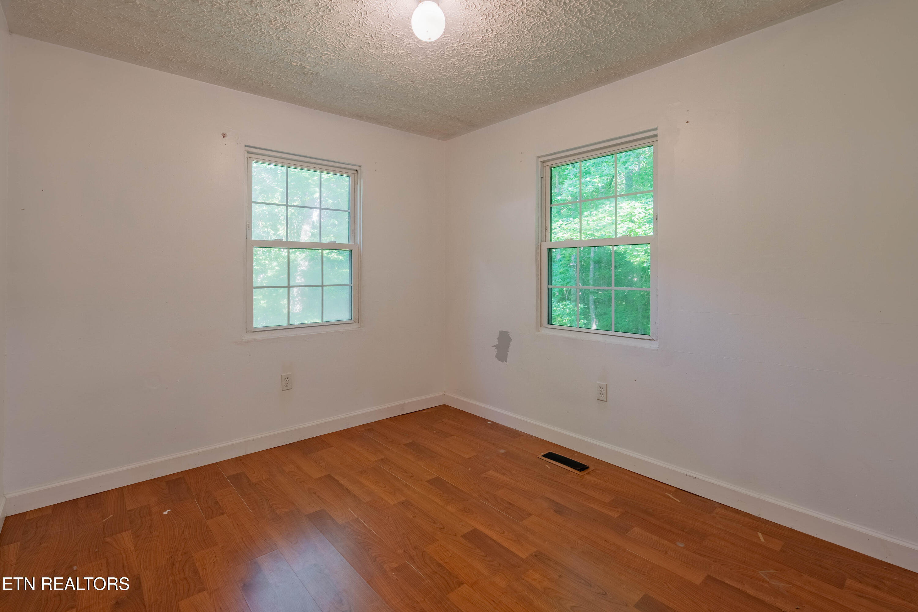 106 Guy Hamby Road Lancing, TN 37770 - Photo 18 of 24 A7309670-HDR
