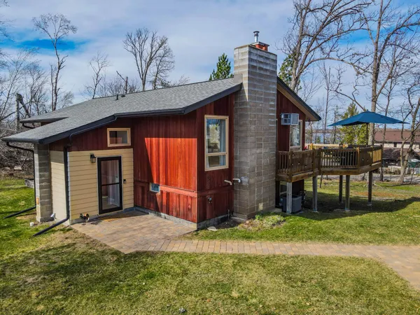$390,000 | 1920 South Lake Irving Drive Southwest, Bemidji, MN 56601