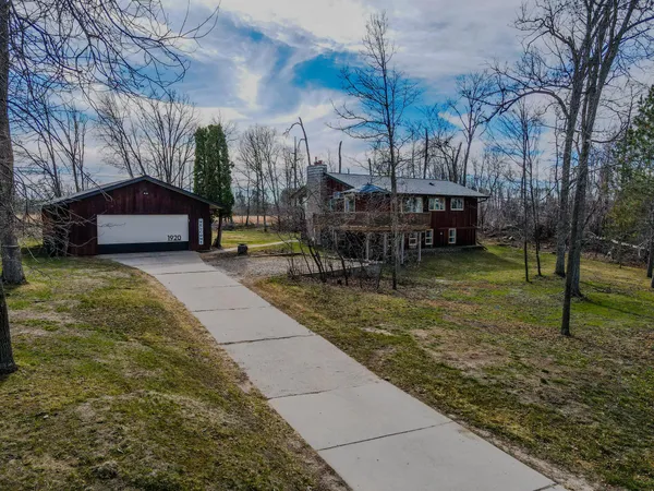 $390,000 | 1920 South Lake Irving Drive Southwest, Bemidji, MN 56601