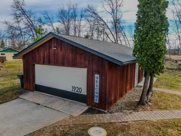 $390,000 | 1920 South Lake Irving Drive Southwest, Bemidji, MN 56601