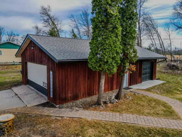 $390,000 | 1920 South Lake Irving Drive Southwest, Bemidji, MN 56601