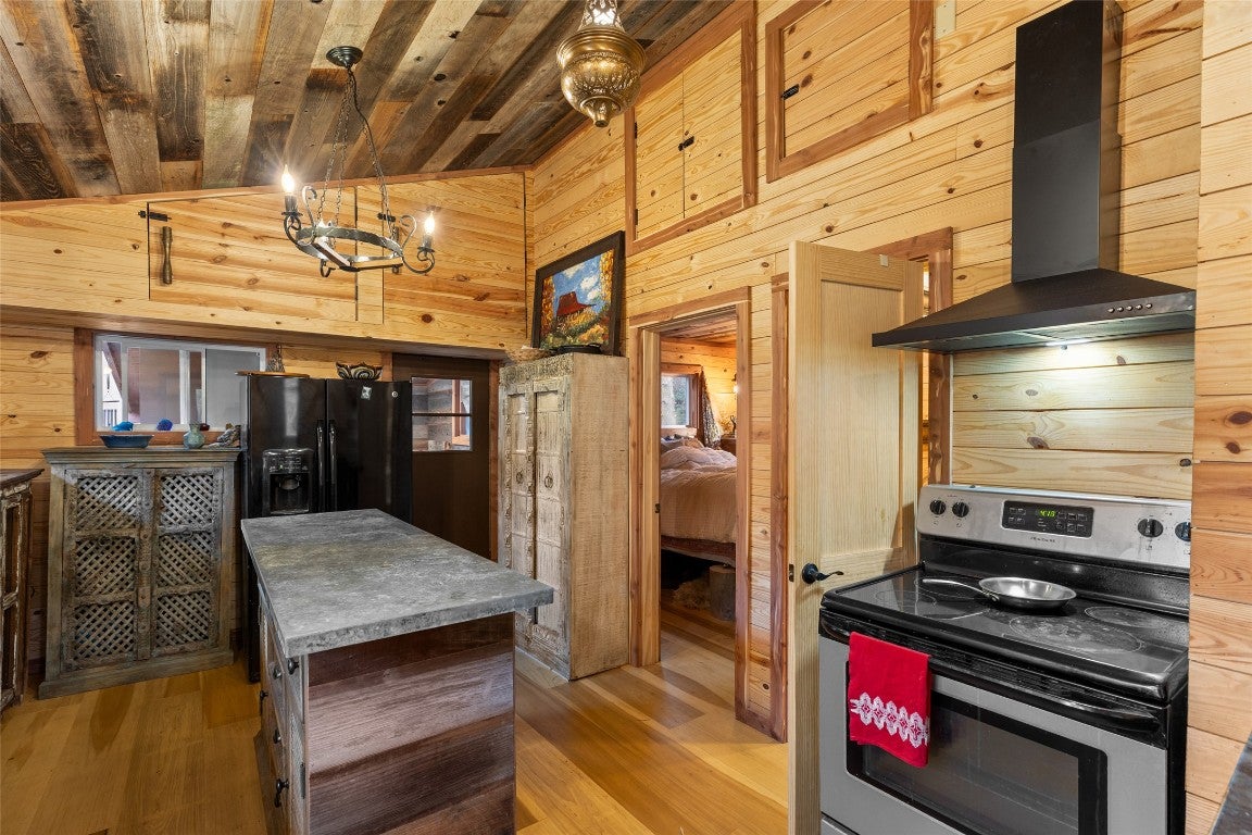 24 Flintlock Road Cullowhee, NC 28723 - Photo 2 of 32 Gallery Image 2