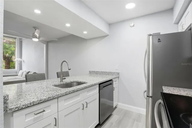 $159,900 | 5846 Peregrine Avenue, Unit B12, Orlando, FL 32819