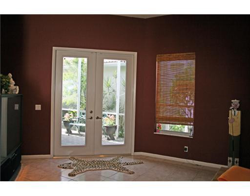 6425 Brava Way Boca Raton, FL 33433 - Photo 11 of 13 Den/Family/Great Room