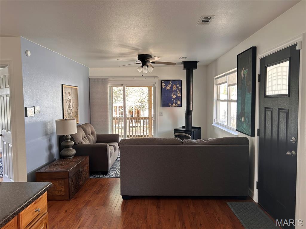 2581 River Road Mount Sterling, MO 65062 - Photo 5 of 25