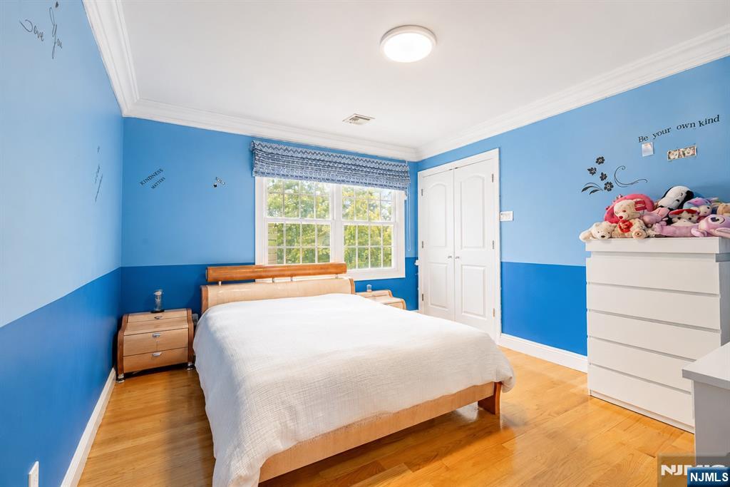 207 Stonehouse Road Glen Ridge, NJ 07028 - Photo 11 of 50 Gallery Image 11