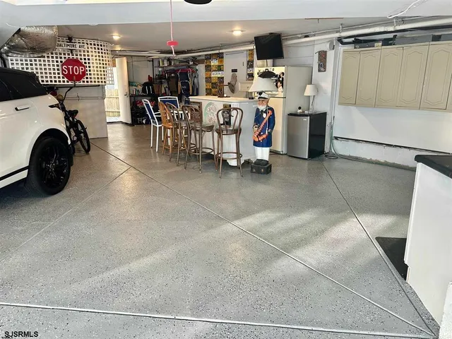 a view of a storage & utility room
