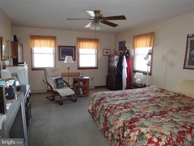 1026 Armstrong Road Carlisle, PA 17013 - Photo 15 of 19 Gallery Image 15