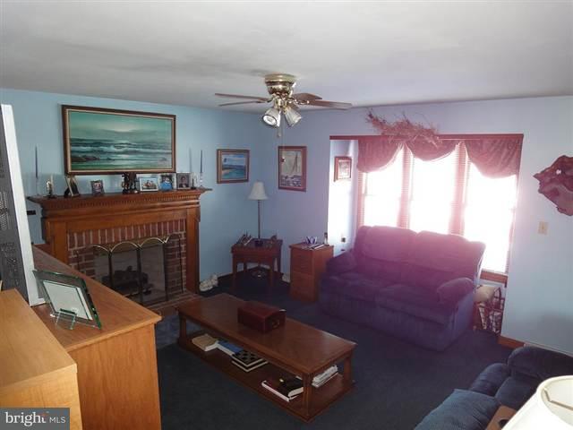 1026 Armstrong Road Carlisle, PA 17013 - Photo 6 of 19 Gallery Image 6