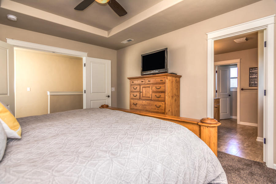 61057 Manhae Loop Bend, OR 97702 - Photo 10 of 24 12
