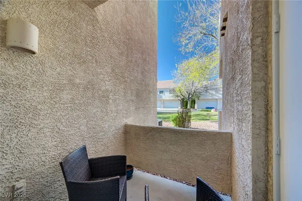 $374,900 | 7450 South Eastern Avenue, Unit 1077, Las Vegas, NV 89123