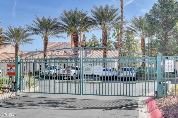 $374,900 | 7450 South Eastern Avenue, Unit 1077, Las Vegas, NV 89123