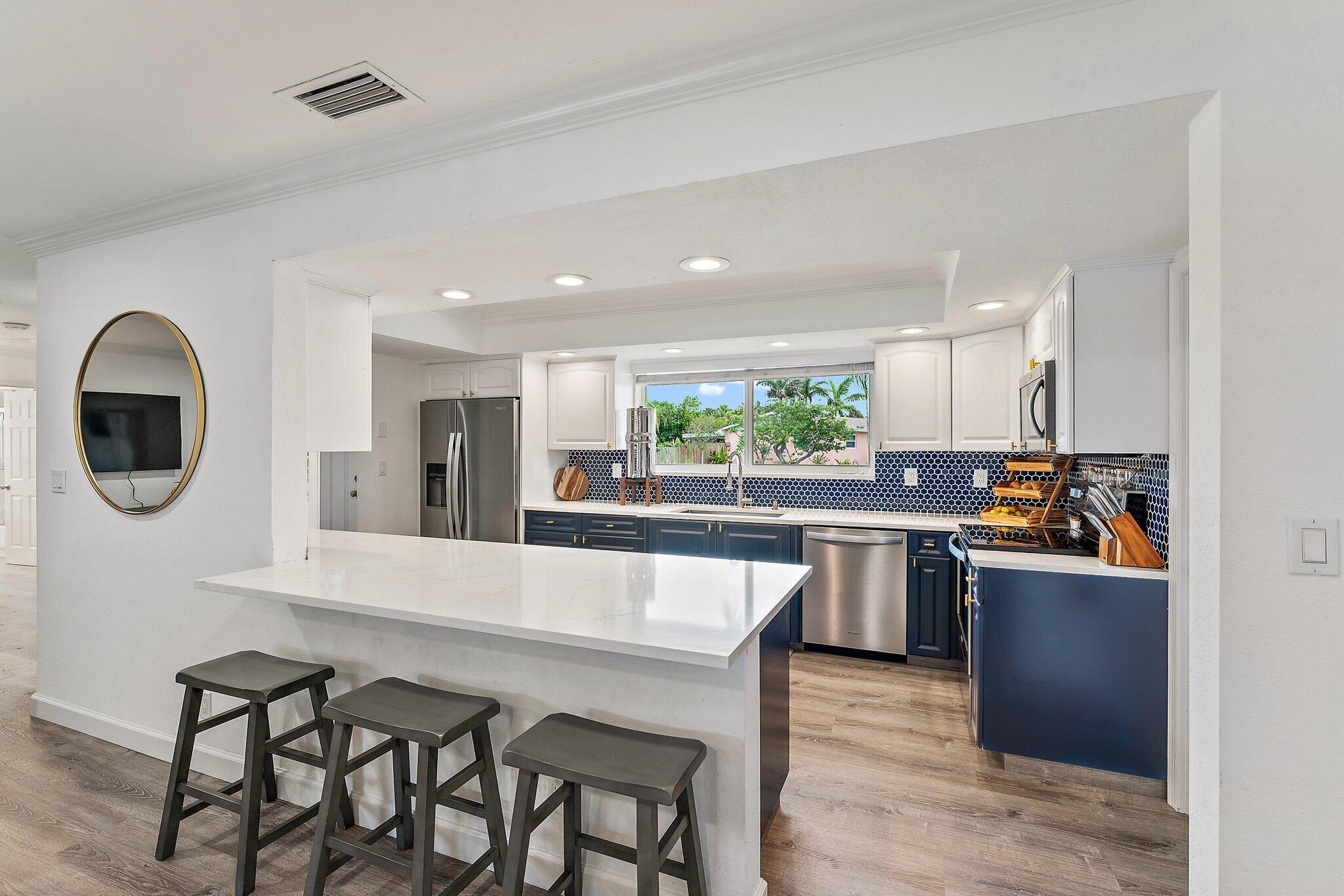 28 Ridgewood Circle Tequesta, FL 33469 - Photo 12 of 43 034-28RidgewoodCir-Jupiter-FL-SMALL