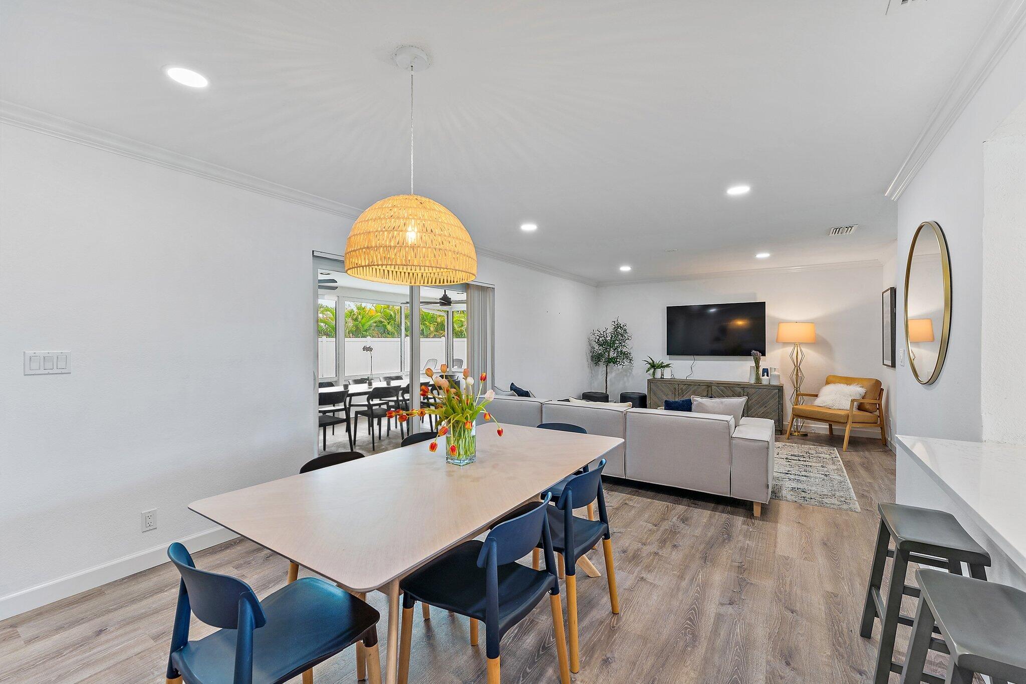 28 Ridgewood Circle Tequesta, FL 33469 - Photo 13 of 43 035-28RidgewoodCir-Jupiter-FL-SMALL