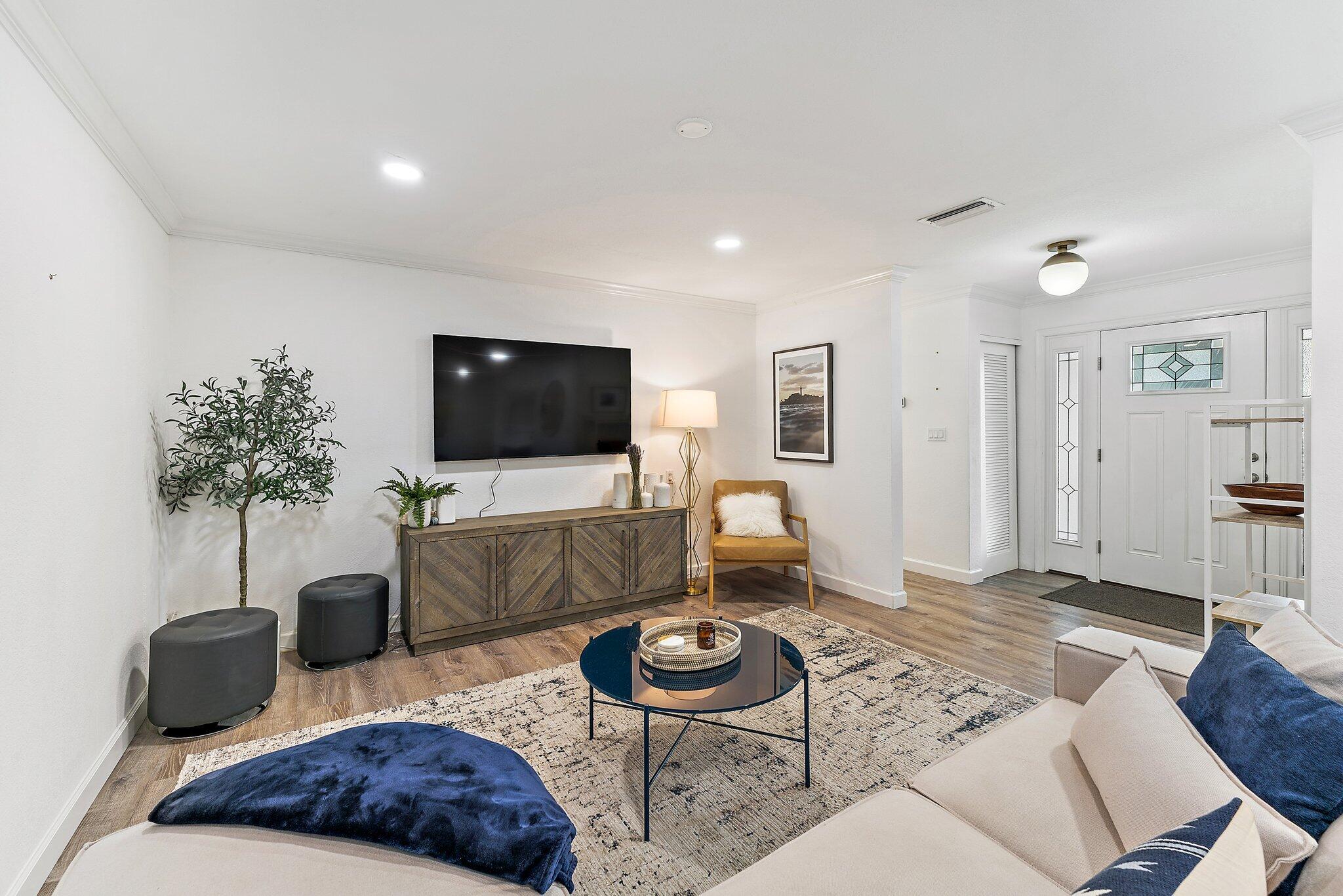 28 Ridgewood Circle Tequesta, FL 33469 - Photo 16 of 43 040-28RidgewoodCir-Jupiter-FL-SMALL