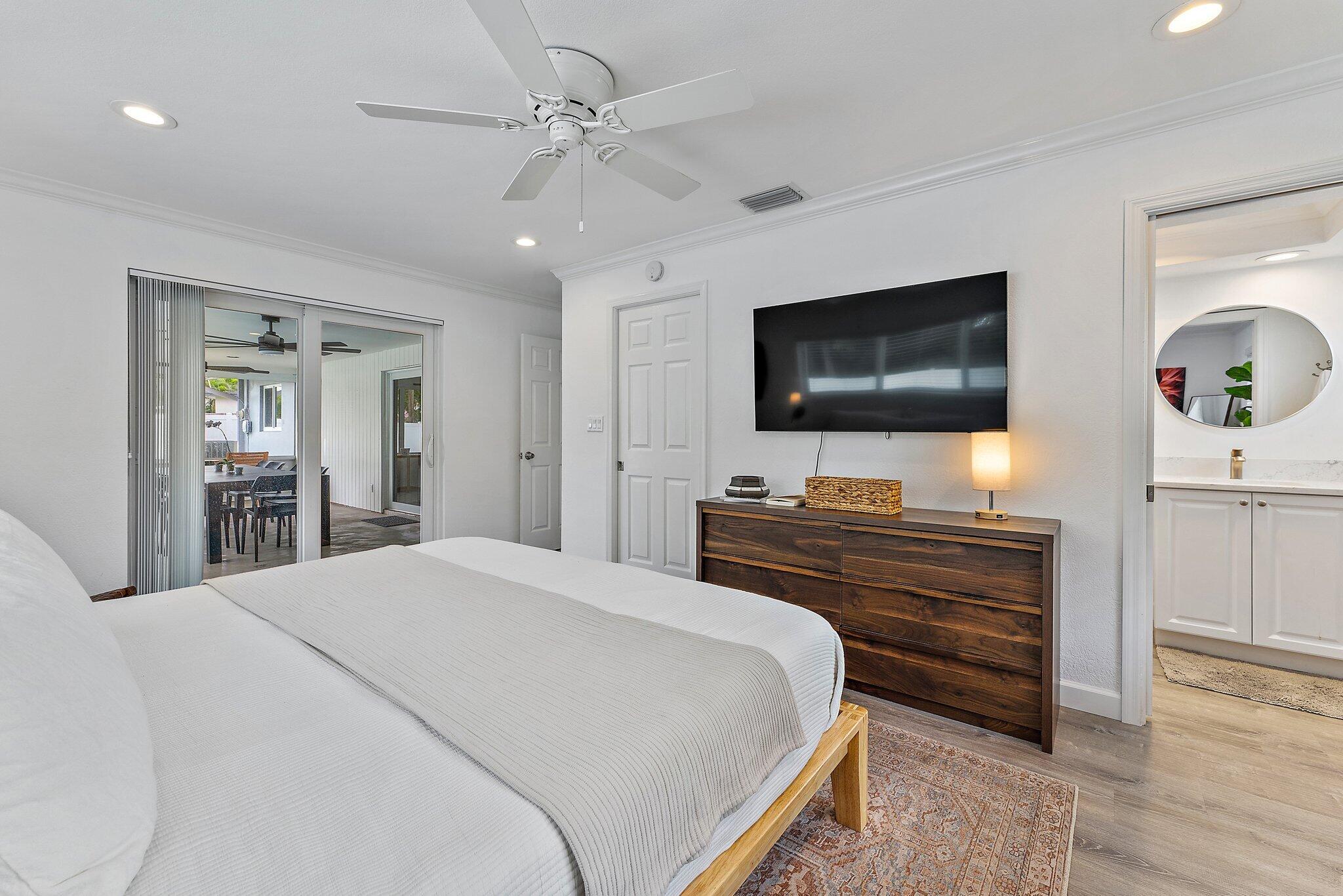 28 Ridgewood Circle Tequesta, FL 33469 - Photo 20 of 43 049-28RidgewoodCir-Jupiter-FL-SMALL