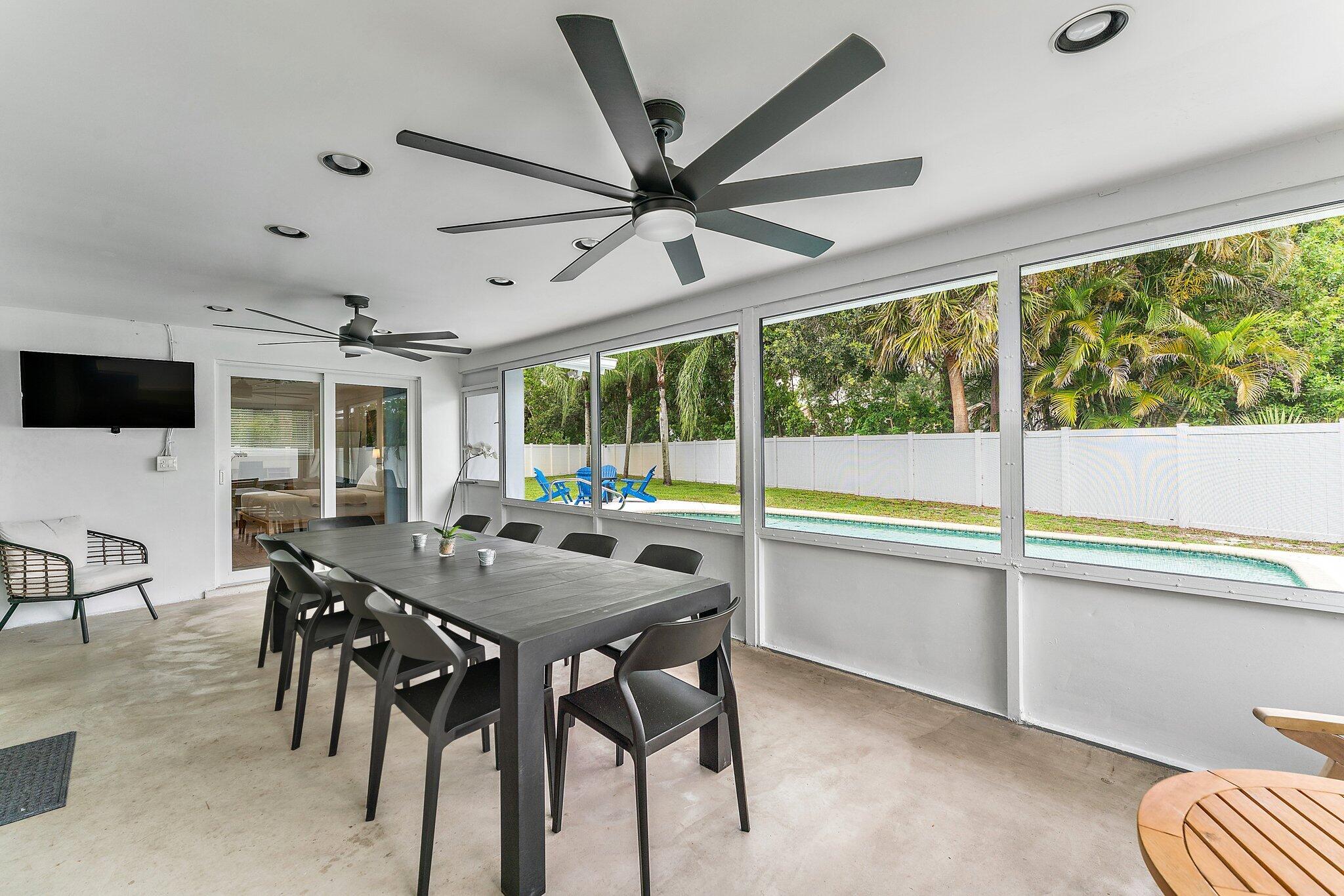 28 Ridgewood Circle Tequesta, FL 33469 - Photo 31 of 43 045-28RidgewoodCir-Jupiter-FL-SMALL