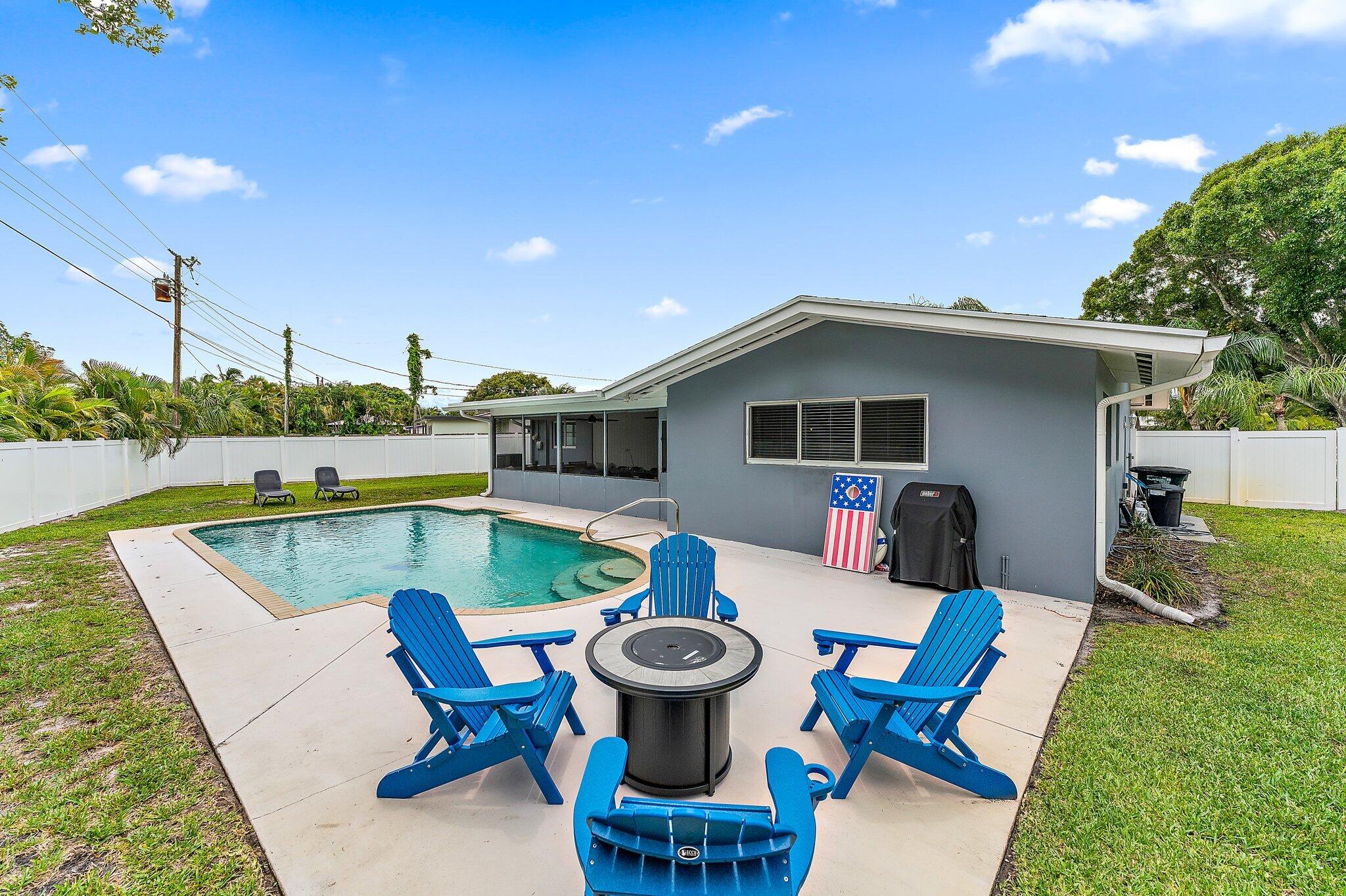 28 Ridgewood Circle Tequesta, FL 33469 - Photo 33 of 43 065-28RidgewoodCir-Jupiter-FL-SMALL