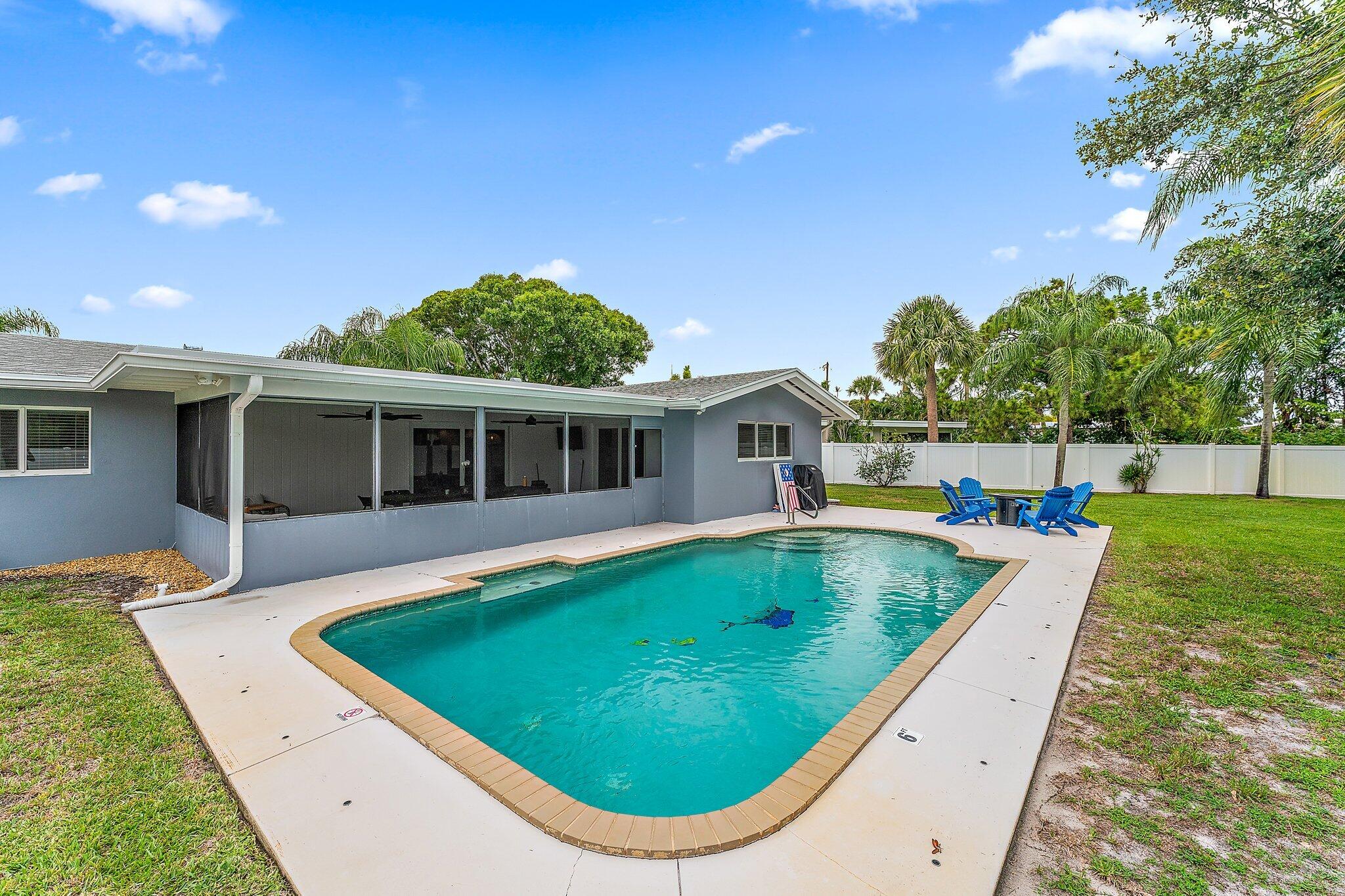 28 Ridgewood Circle Tequesta, FL 33469 - Photo 35 of 43 063-28RidgewoodCir-Jupiter-FL-SMALL