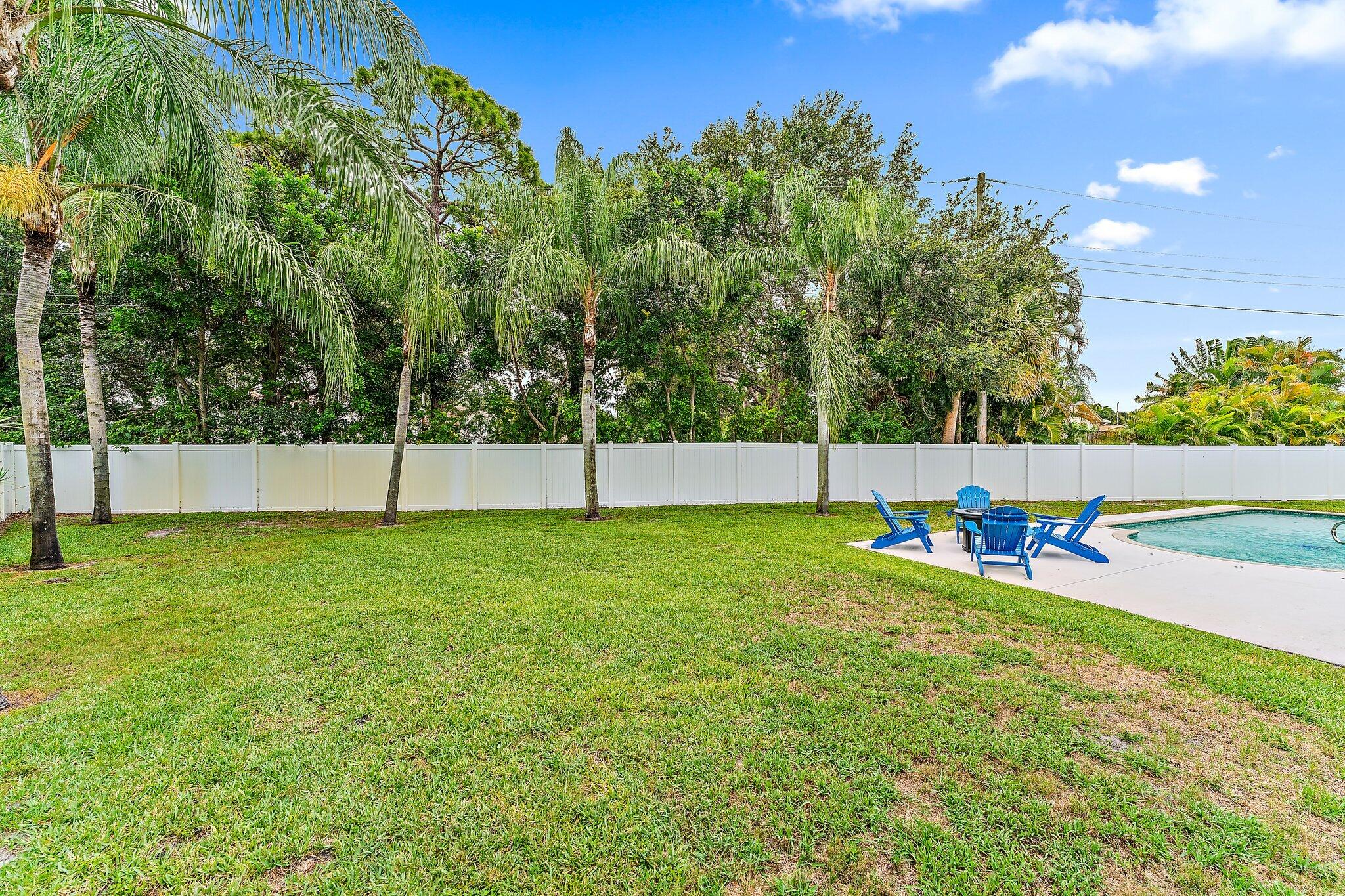 28 Ridgewood Circle Tequesta, FL 33469 - Photo 38 of 43 067-28RidgewoodCir-Jupiter-FL-SMALL