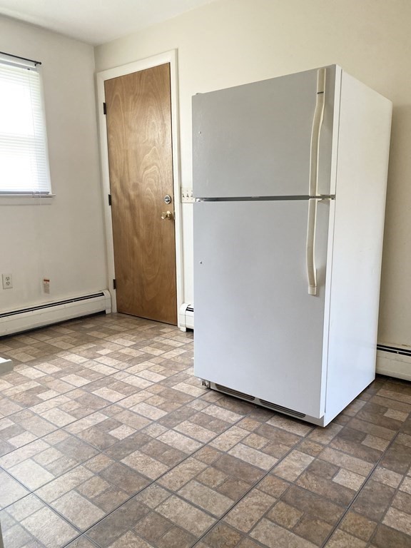 146 Gresham Street Springfield, MA 01119 - Photo 3 of 12
