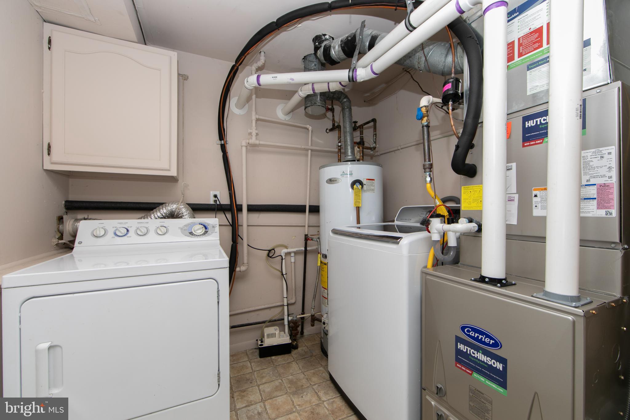 47 Heritage Road Marlton, NJ 08053 - Photo 35 of 43 Laundry room