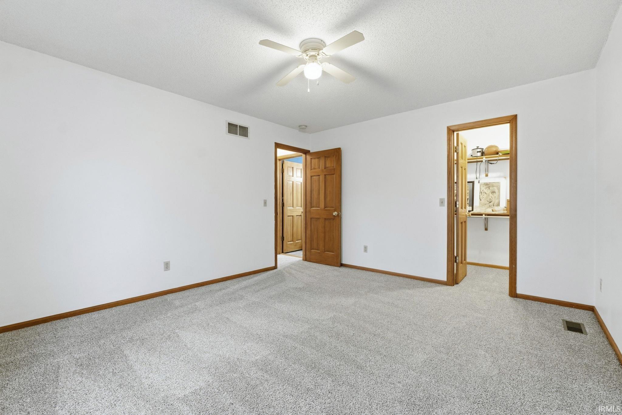 9406 Mill Ridge Run Fort Wayne, IN 46835 - Photo 31 of 34