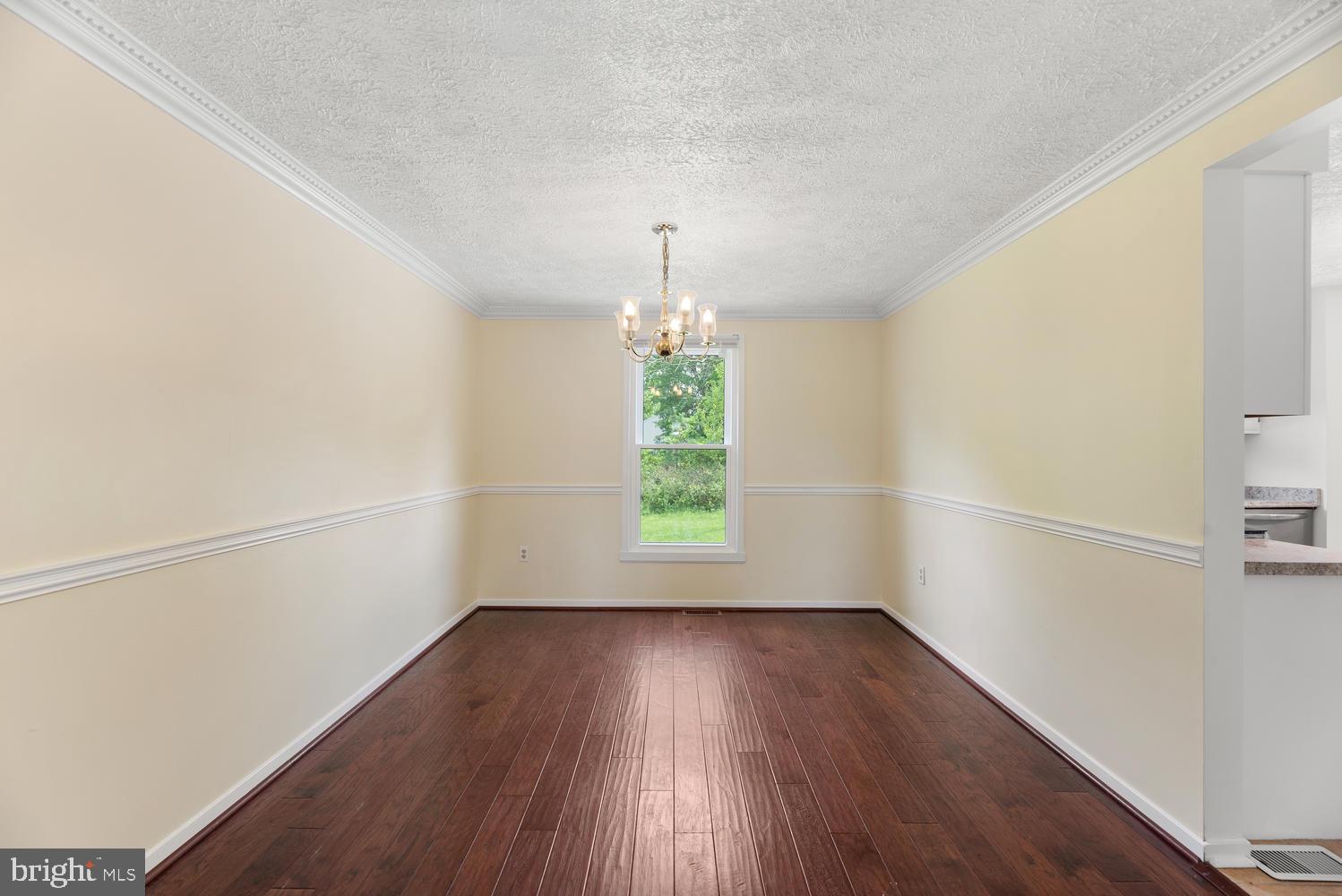 3135 Ripple Road Baltimore, MD 21244 - Photo 13 of 62 Dining Room
