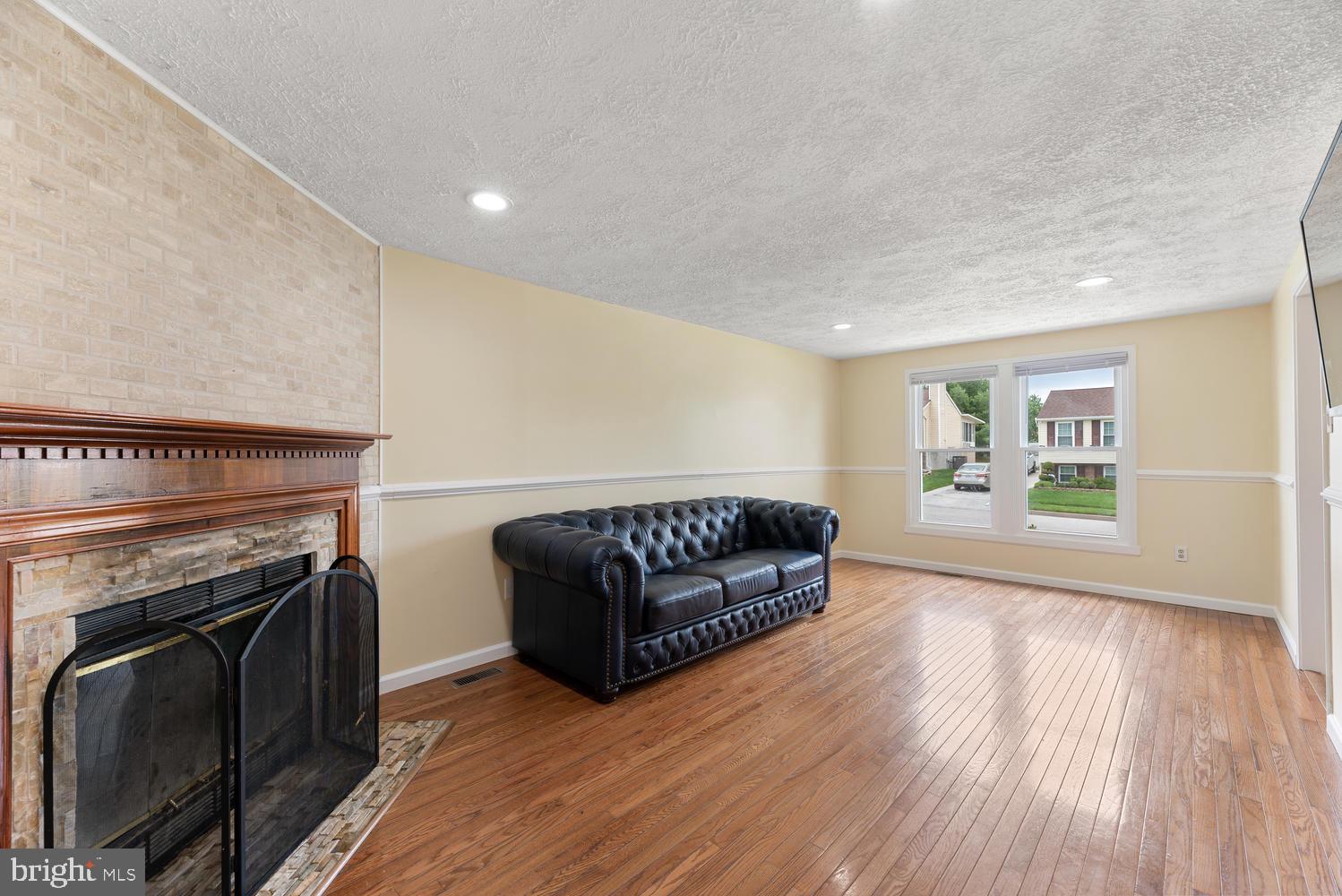 3135 Ripple Road Baltimore, MD 21244 - Photo 16 of 62 Family Room