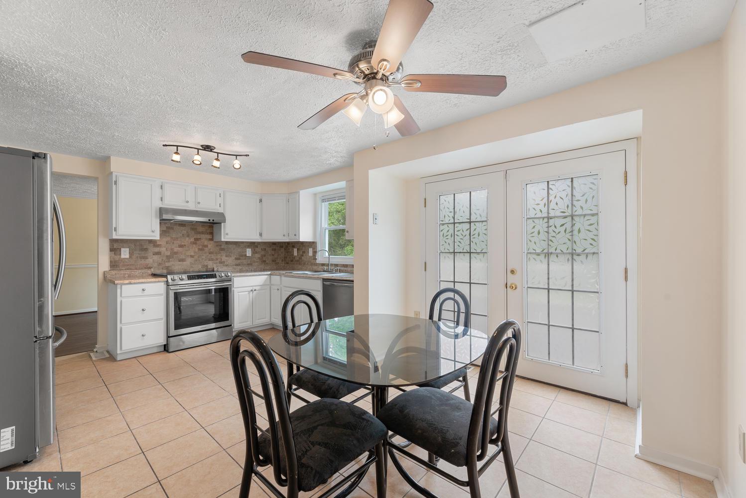 3135 Ripple Road Baltimore, MD 21244 - Photo 25 of 62