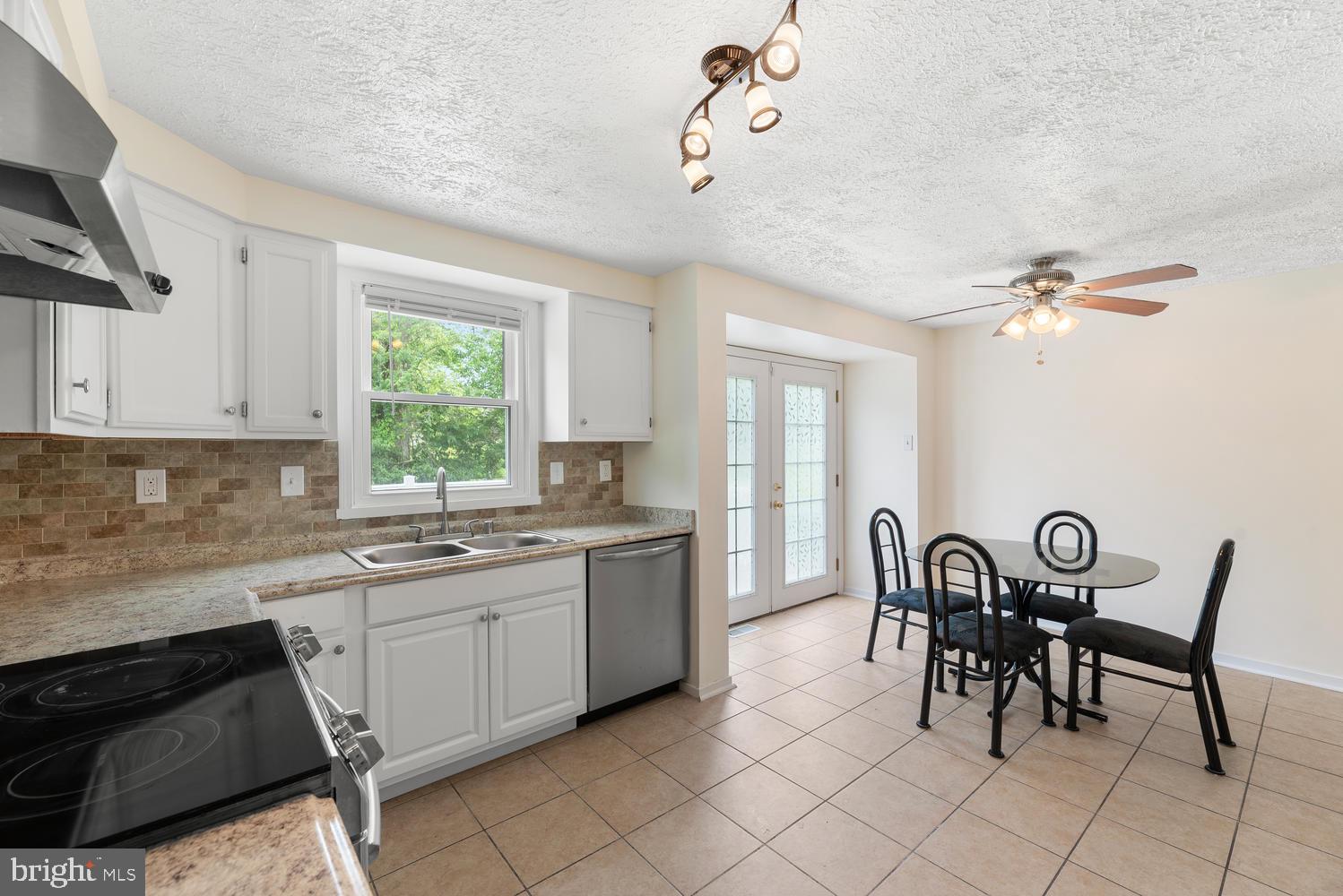 3135 Ripple Road Baltimore, MD 21244 - Photo 26 of 62
