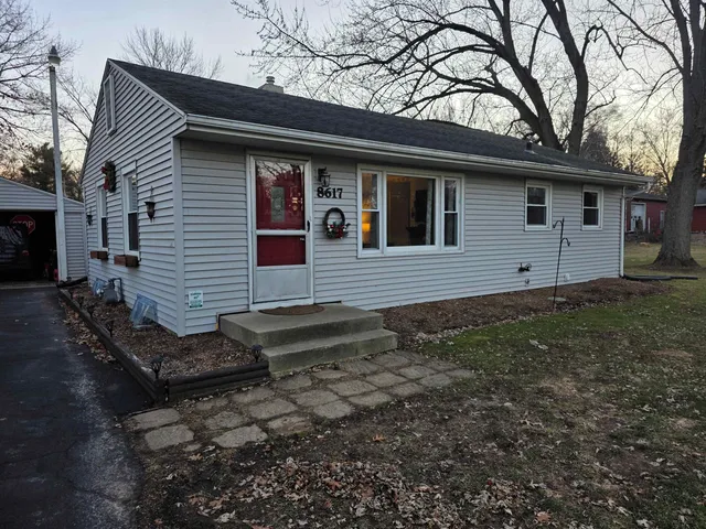 $220,000 | 8617 Vicki Road, Rockford, IL 61108