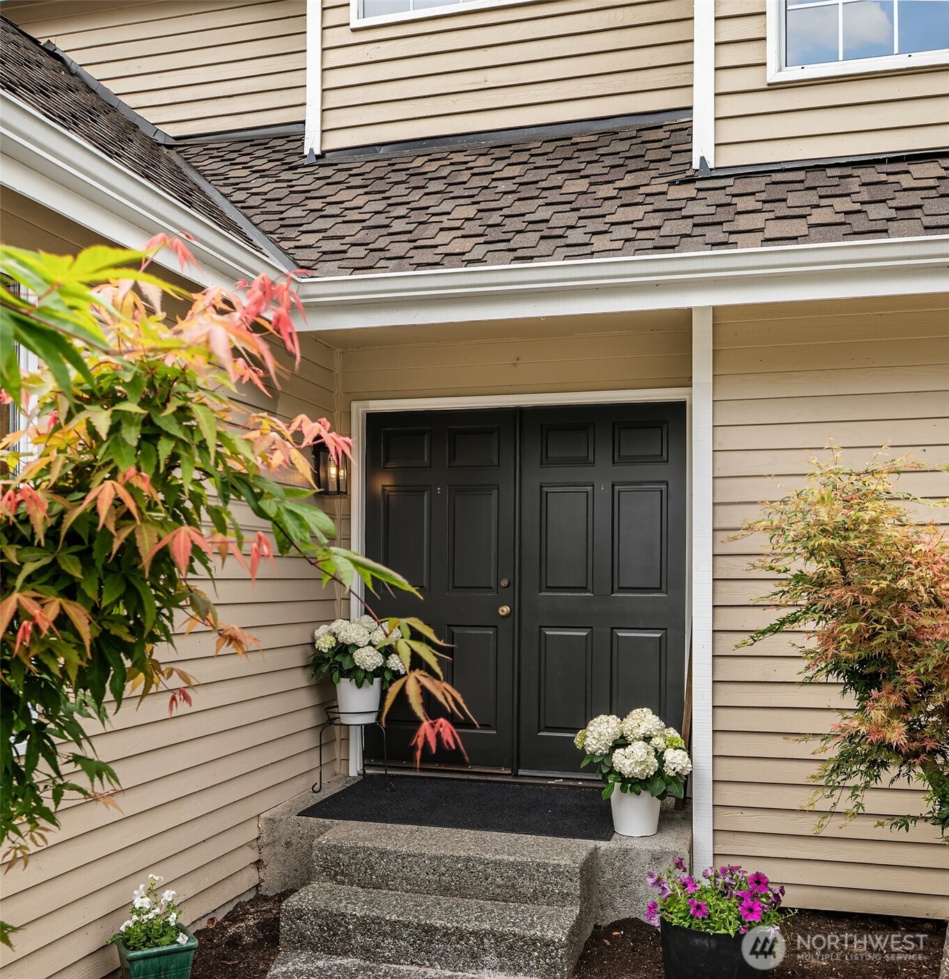 10336 Northeast 201st Place Bothell, WA 98011 - Photo 3 of 40