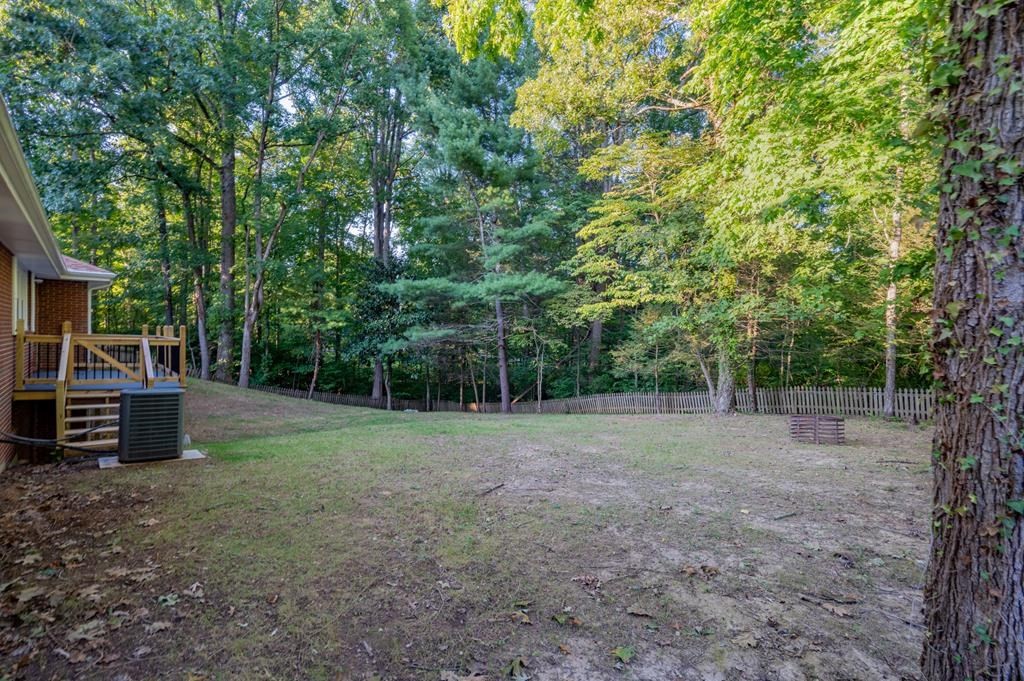 1468 Golf Course Road Newport, TN 37821 - Photo 10 of 44 Gallery Image 10