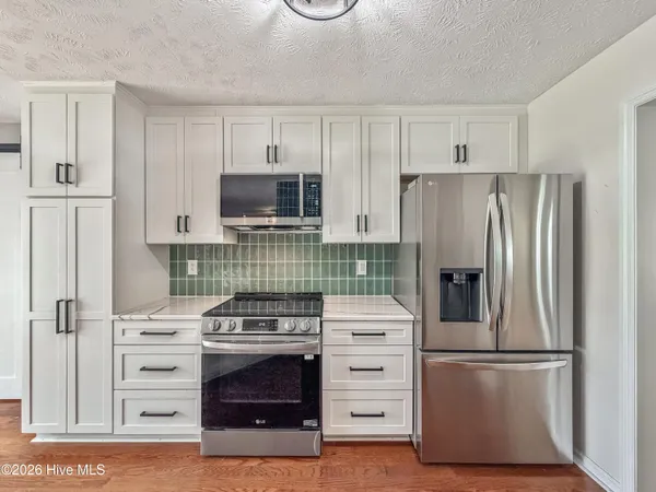 $389,900 | 120 Birdie Court, Jacksonville, NC 28540