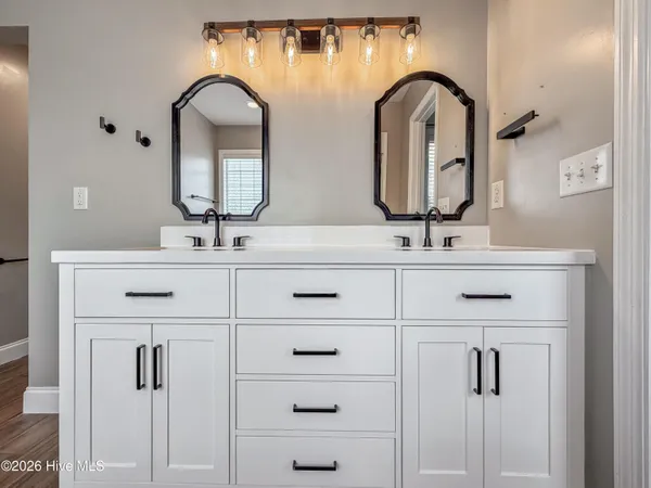 $389,900 | 120 Birdie Court, Jacksonville, NC 28540