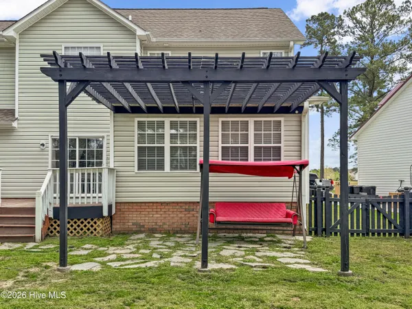 $389,900 | 120 Birdie Court, Jacksonville, NC 28540