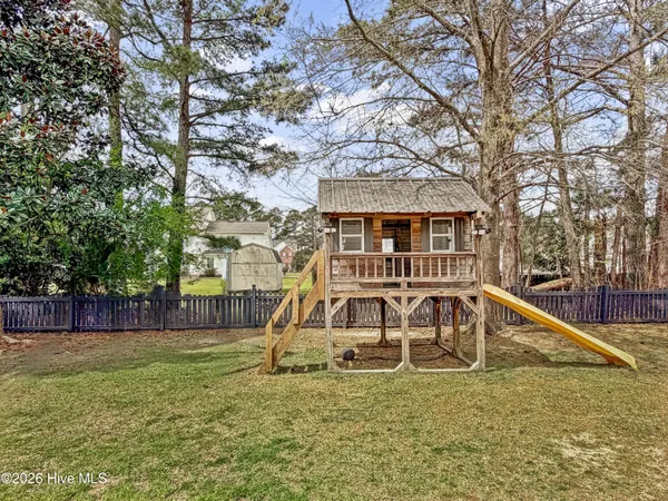 $389,900 | 120 Birdie Court, Jacksonville, NC 28540