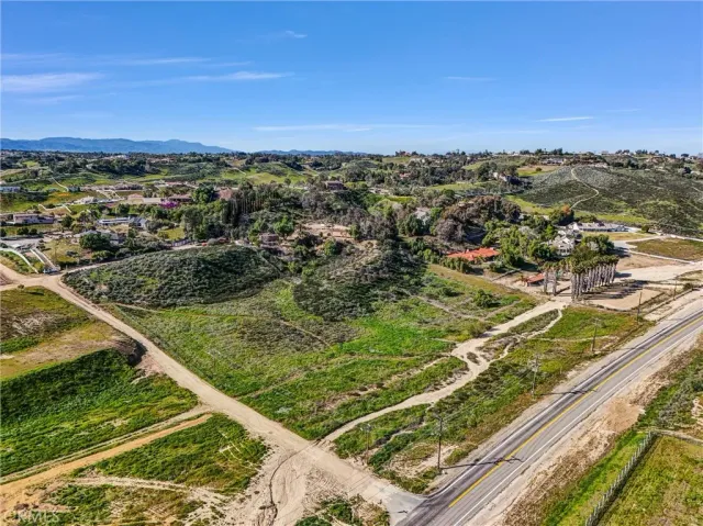 $550,000 | 42780 India, Temecula, CA 92592