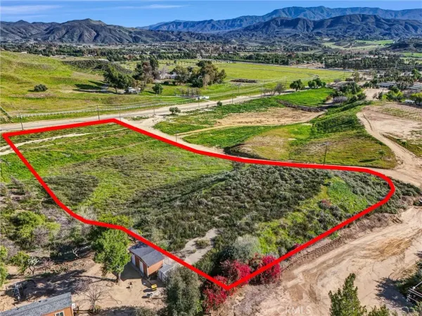 $550,000 | 42780 India, Temecula, CA 92592