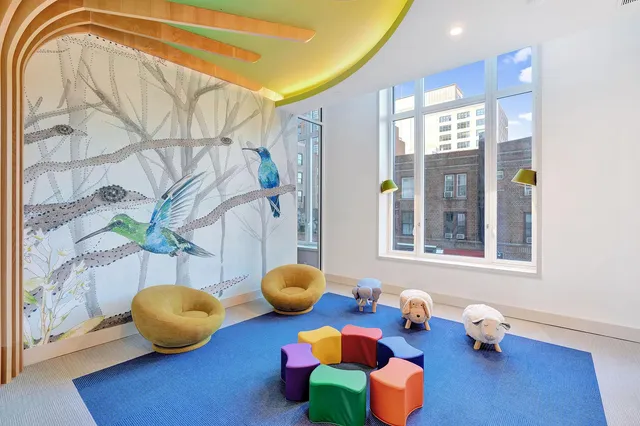 $1,299,000 | 29-18 41st Avenue, Unit 2D | Long Island City