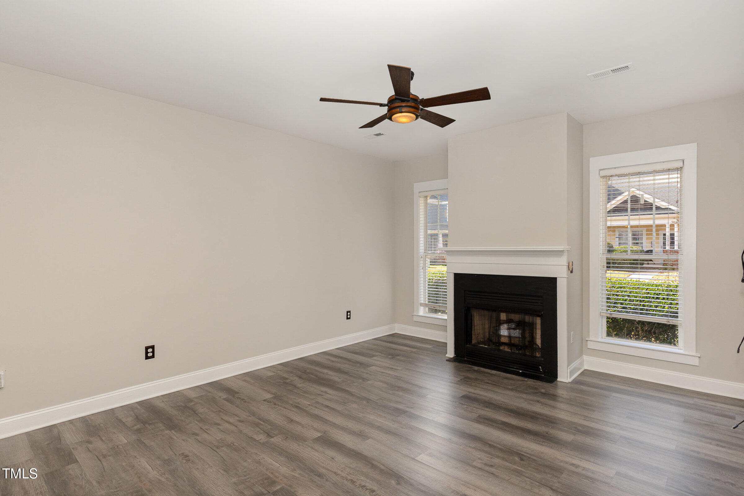 10920 Connally Lane Raleigh, NC 27614 - Photo 5 of 23 006_file_845