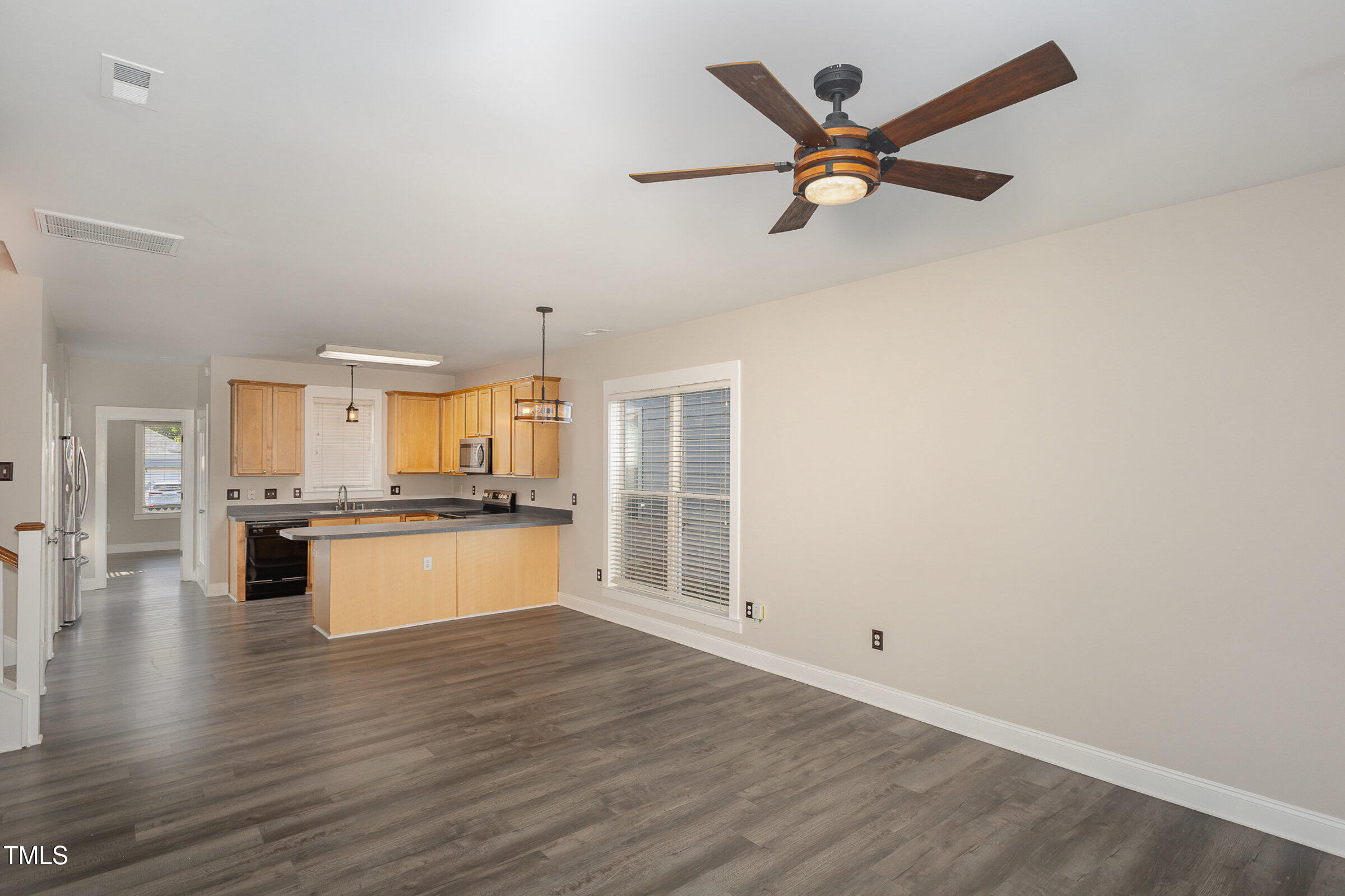 10920 Connally Lane Raleigh, NC 27614 - Photo 6 of 23 007_file_953