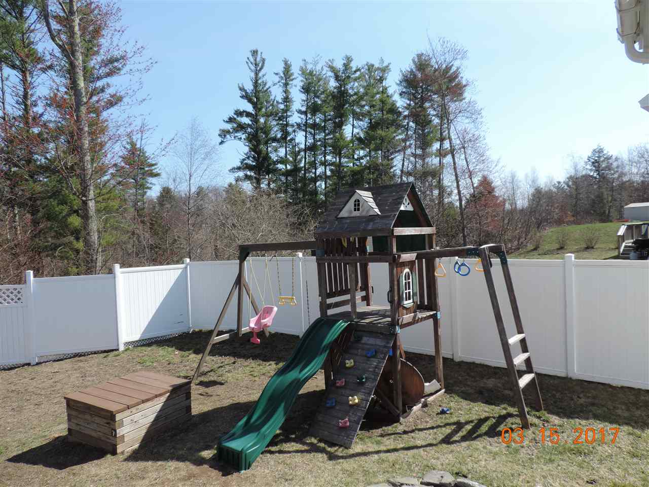 26 Pond Road Raymond, NH 03077 - Photo 34 of 40